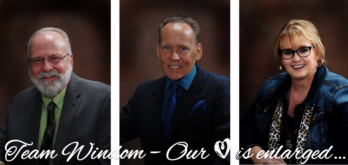 Pastor, Dewey Moede, Pastor Richard Gordon, Shari Johnson-The Jesus Chick